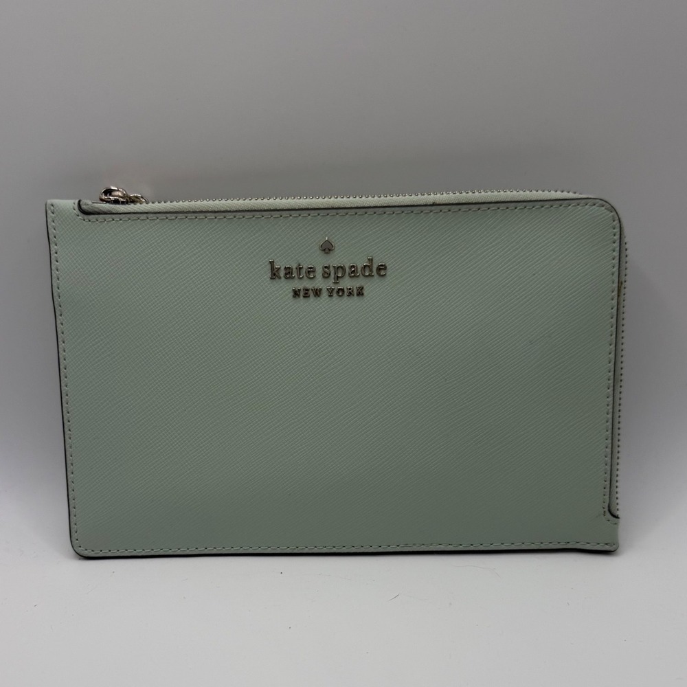 Kate Spade New York Mint Green Saffiano Leather L-Zip Wristlet Pouch Wallet